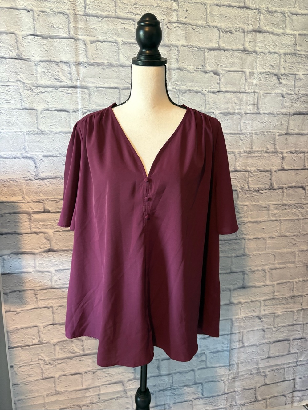 SHEIN V-Neck Short Sleeve Blouse